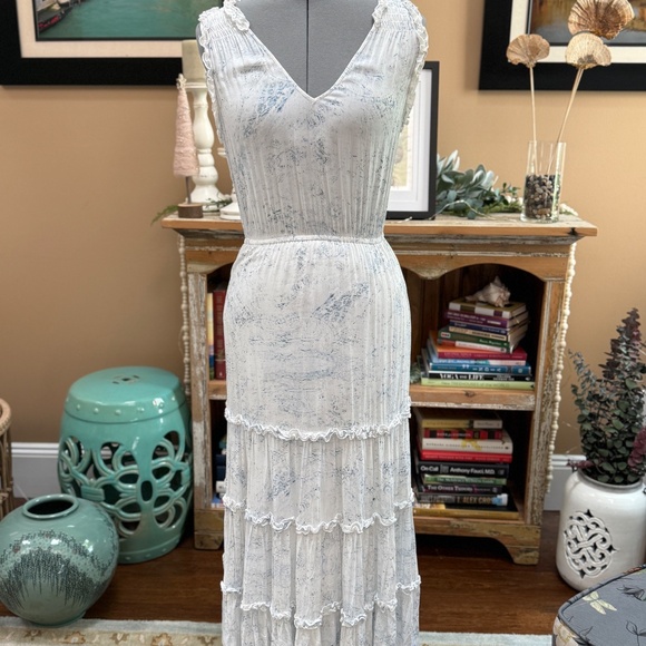 BB Dakota by Steve Madden Crystal Clear Print Tiered Midi Dress - Picture 2 of 8